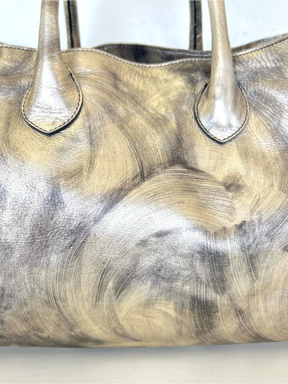 Maurizio Taiuti Metallic Swirl Leather Tote - Silver & Gold Tones - Picture 2 of 14